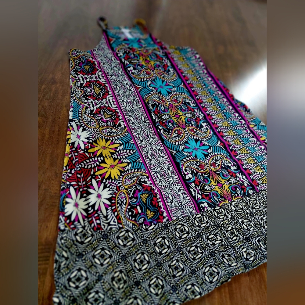 Xhilaration Vibrant Patterned Camisole - Picture 2 of 8